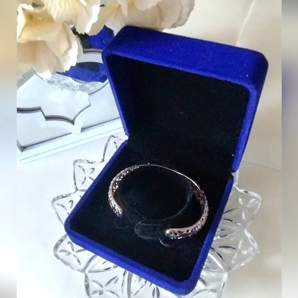 New In Box Sterling Silver Filigree Cuff Bracelet - Picture 4 of 13